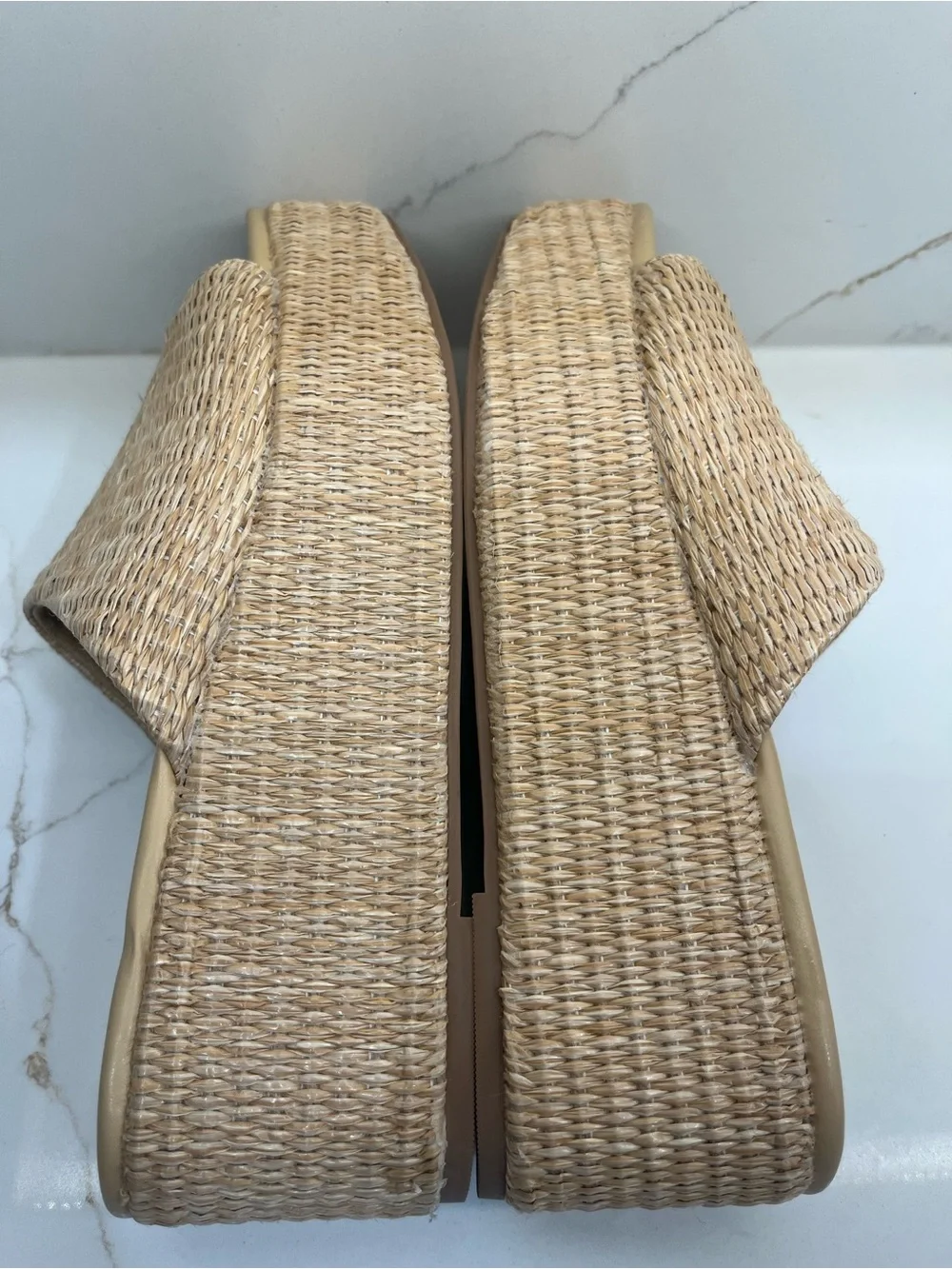 NWT Abercrombie & Fitch Natural Woven Tan Platform Slide Sandals